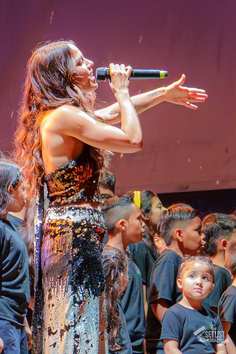 Debi Nova, foto 1