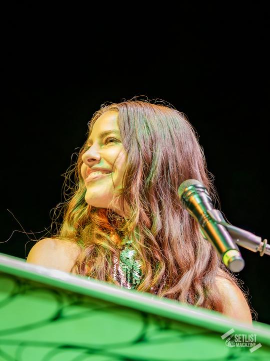 Debi Nova, foto 14
