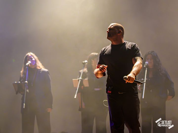 The Surrogate Band, foto 16