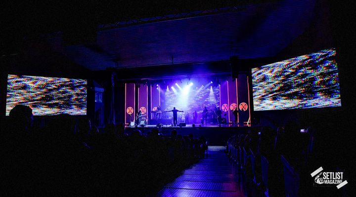 The Surrogate Band, foto 28
